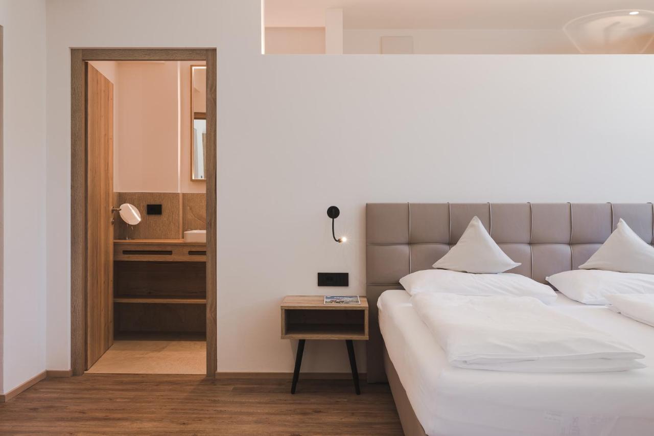 Hotel Mandelhof ***S Eppan an der Weinstraße Eksteriør billede